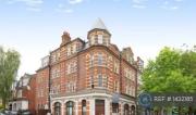 2 bedroom flat in Haverstock Hill  NW3 in Camden